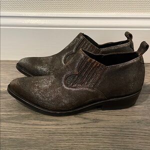 FRYE Women’s Leather Ankle Booties.  Size 9.5